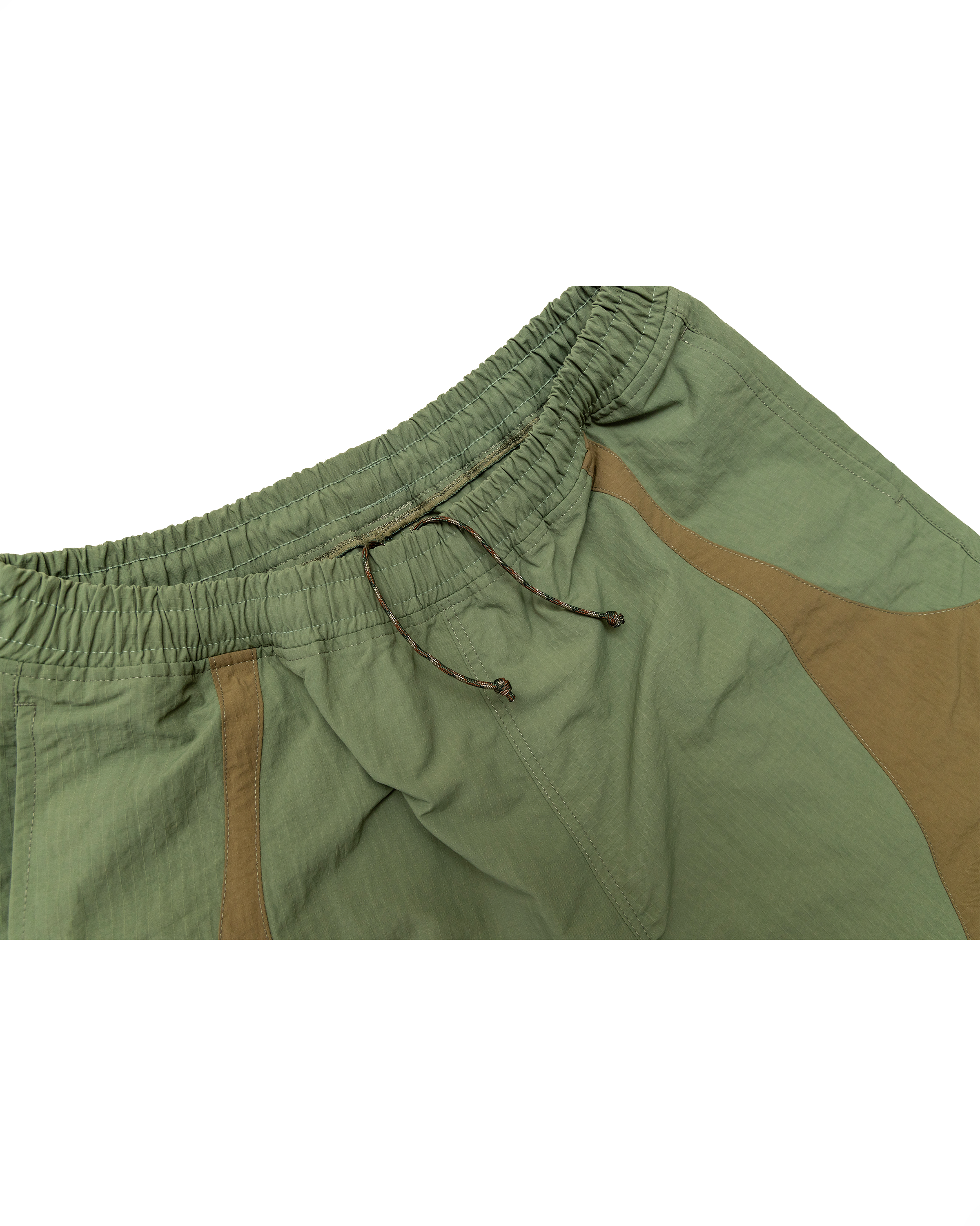 Equis Short: Jungle Green/ Wheat